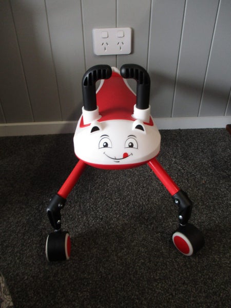 Zipstar foot to floor ride on - pickup Morrinsville Carousel 2