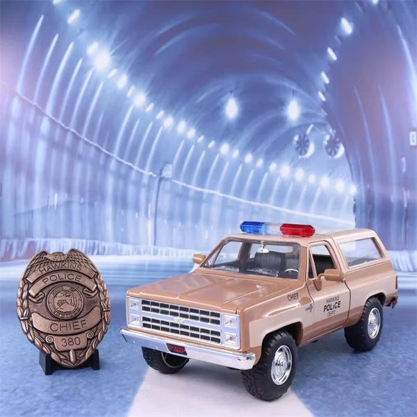 1:24 Chevrolet BLAZER Trailblazer Police Car Diecast Metal Alloy CHEVY, With box Carousel 2