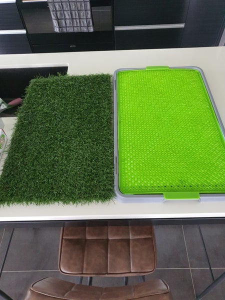 Puppy training grass pads x2 ++ Carousel 2