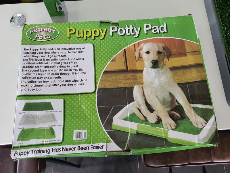 Puppy training grass pads x2 ++ Carousel 1