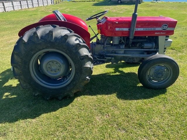Massey Ferguson 135 Tractor Carousel 1