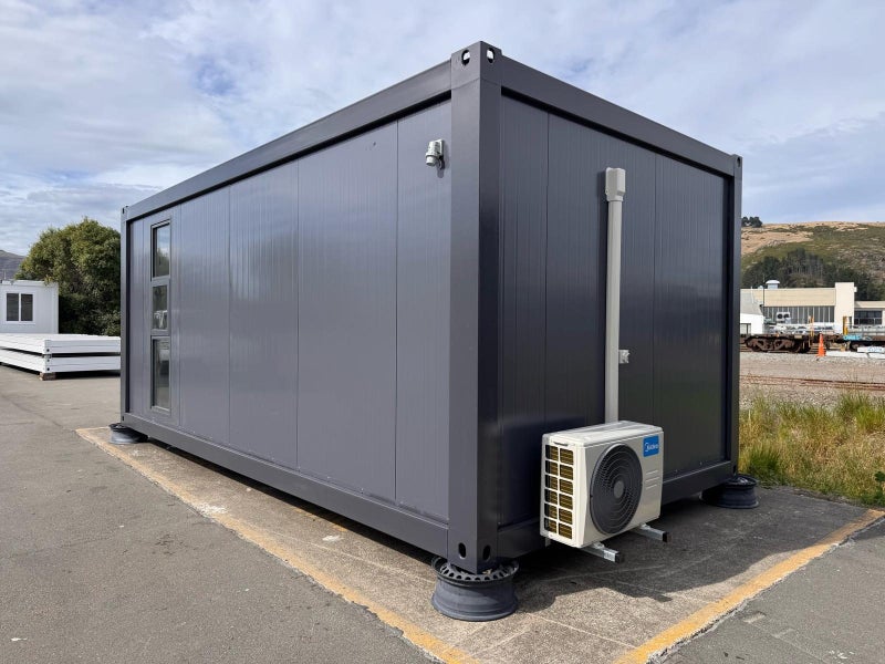 Dark portable cabin 6x3m Carousel 8