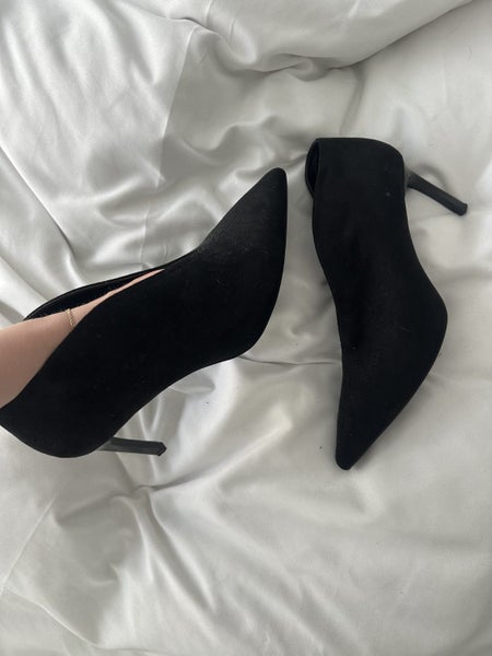 Zara black heels Carousel 1