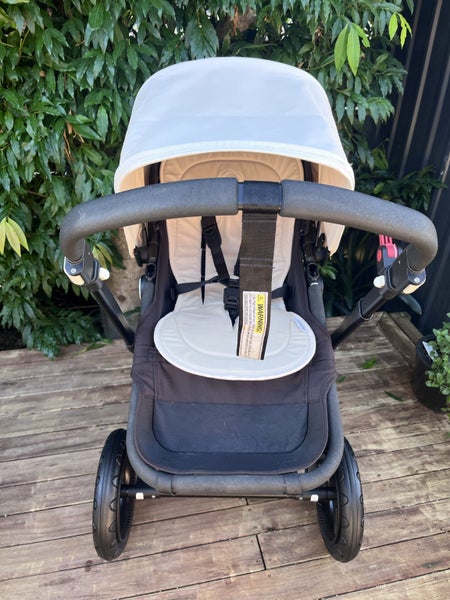 Bugaboo Cameleon 3 - cream/black Carousel 4
