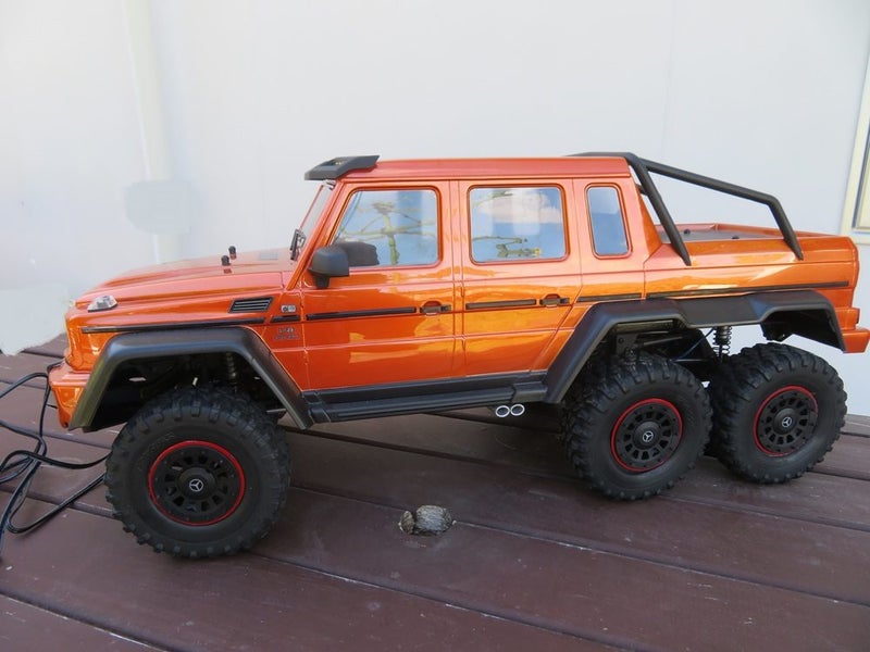 Traxxas trx 6x6 crawler truck Carousel 1