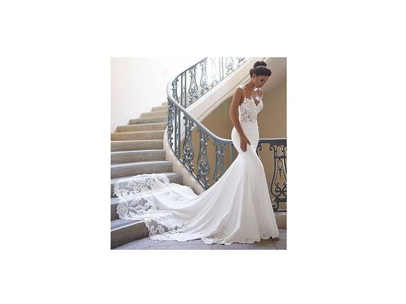 Lorie Mermaid Wedding Dress Vintage Lace Sweetheart Neck Backless Customized Carousel 1