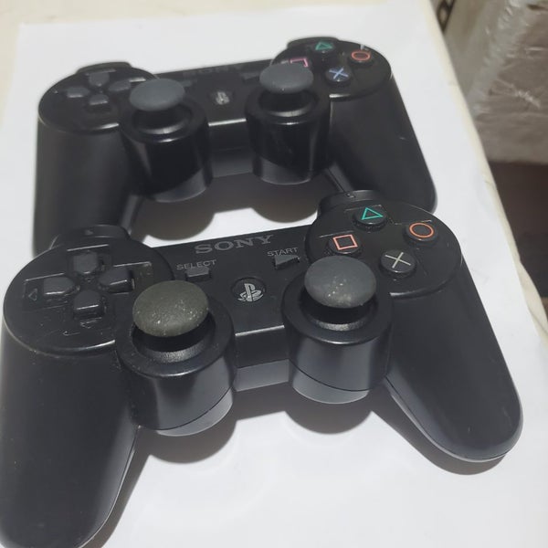 2 x ORIGINAL SONY SIXAXIS PS3 WIRELESS CONTROLLERS Carousel 1