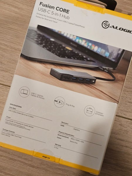 Alogic Fusion Core 5 in 1 USB-C Hub Carousel 3