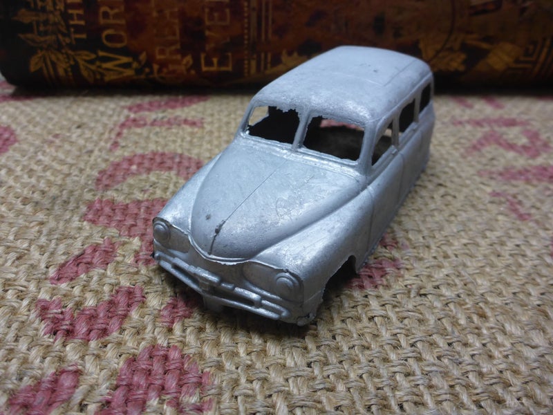 Stunning Old Vintage NZ Toy Micro Models Vanguard Estate Die Cast New Zealand Carousel 2