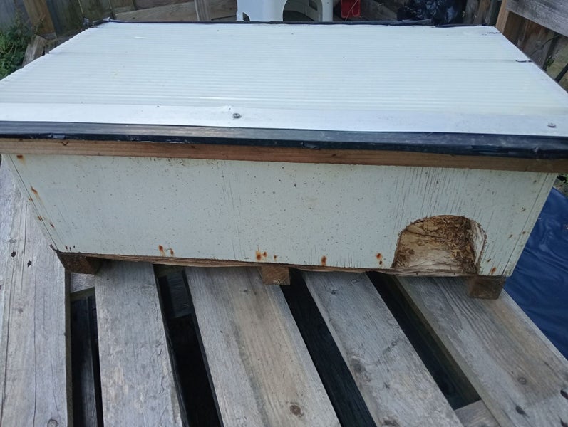 Guinea pig cage / enclosure / hut Carousel 1