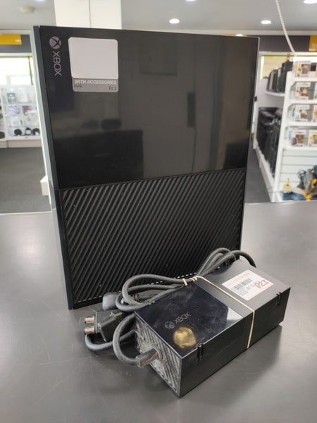Xbox One Original Console - 500GB *No Controller* - B13192993-1 Carousel 1
