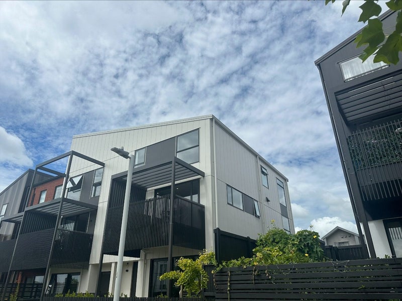 Image 1 of 14