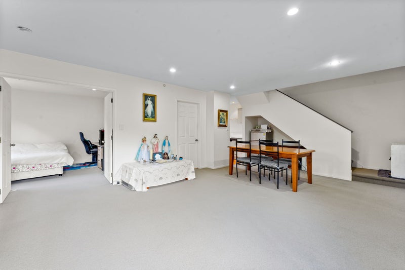 Image 3 of 35