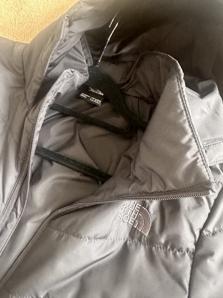 North face puffer jacket Carousel 2