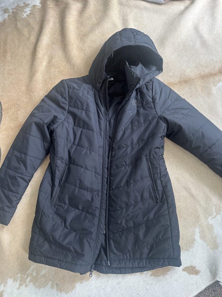 North face puffer jacket Carousel 1