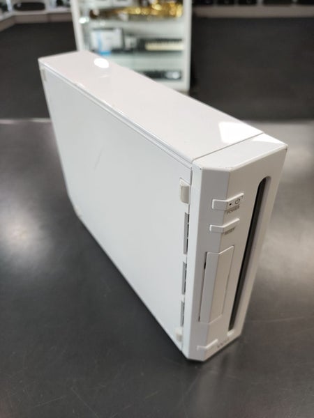 Nintendo Wii Console - B13192966-1 Carousel 1