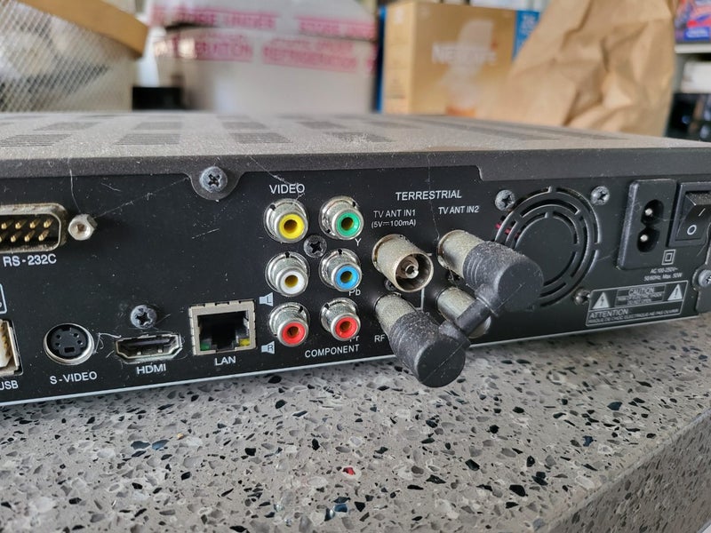 Strong 500gb dvbt box as is. Carousel 1