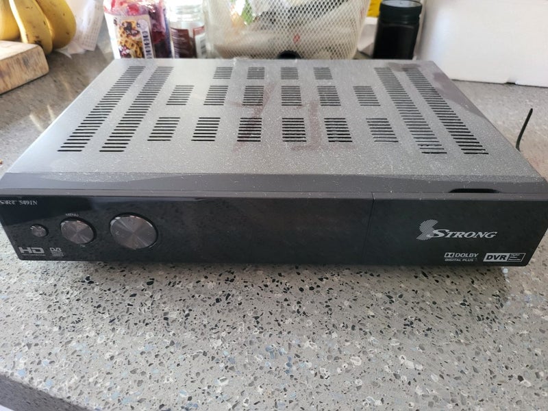 Strong 500gb dvbt box as is. Carousel 5