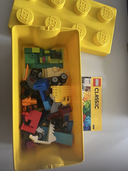 Lego Classic 10696 Carousel 1