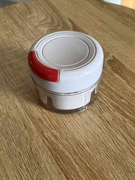 Brand New Garlic Grinder Carousel 1