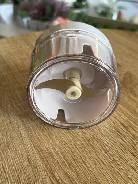 Brand New Garlic Grinder Carousel 2