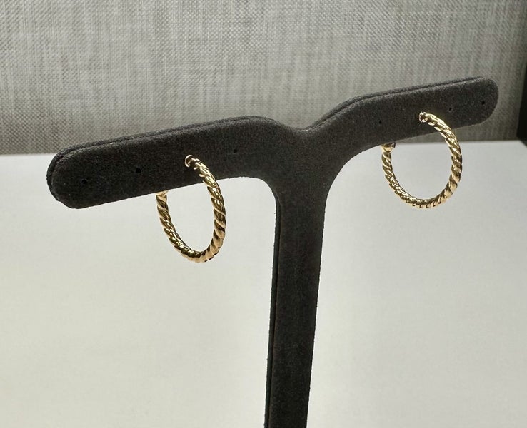 9ct Gold 15mm 1/2 Hoop Twist Earrings 2x15mm (Safe) Carousel 2