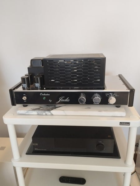 Integrated Valve Amplifier - Jadis Carousel 7