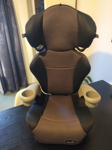 Child's booster seat Carousel 1