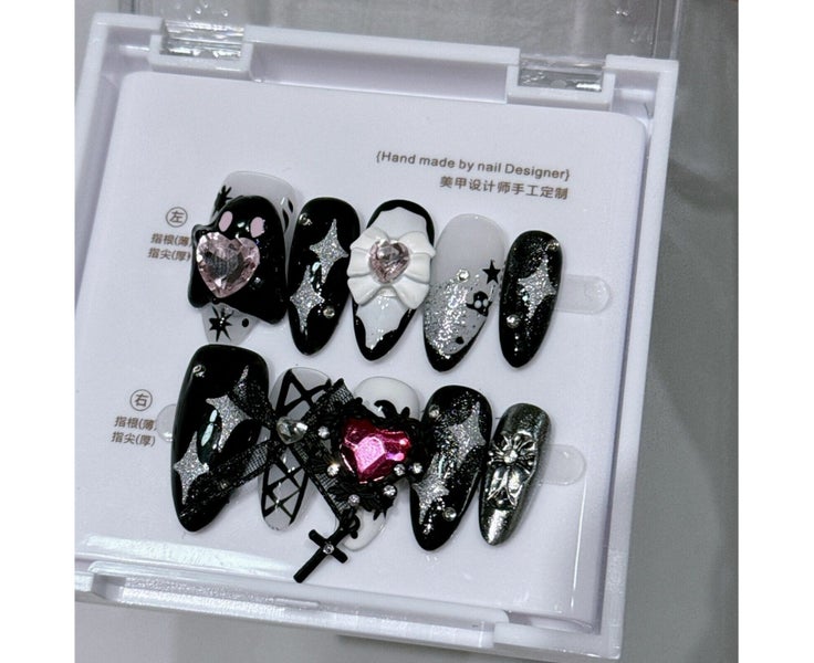 Hot girl cute ghostfloating Halloween hand-worn nail 10 pcs Carousel 1