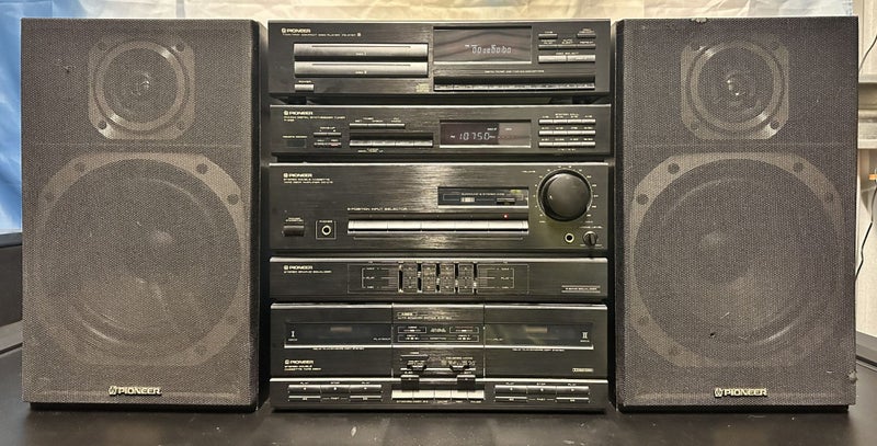 Pioneer Vintage Sound System Dual CD Graphic Equalizer Tape Tuner AMP Remote Carousel 2