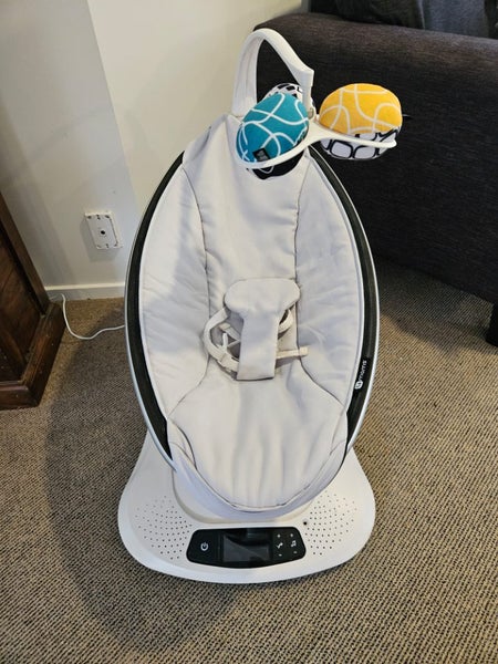 4moms Mamaroo Multi Motion Baby Swing 4 Carousel 1