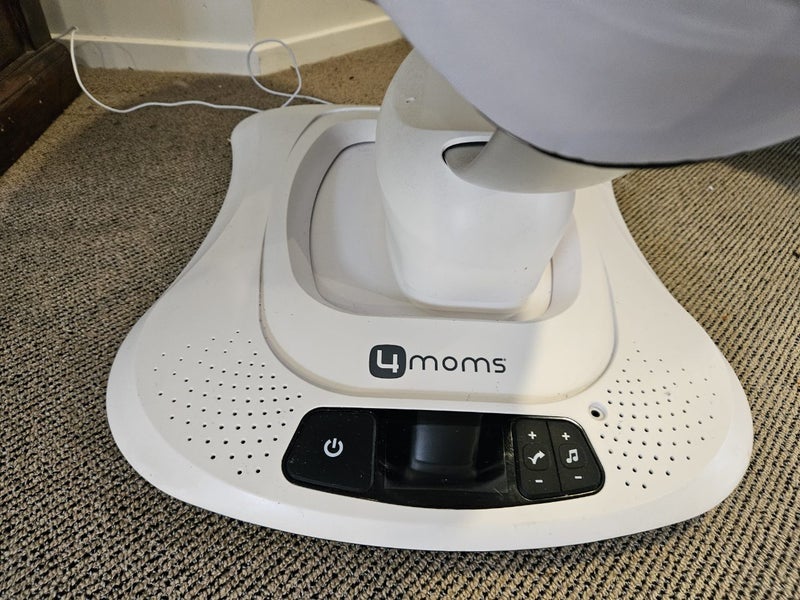 4moms Mamaroo Multi Motion Baby Swing 4 Carousel 3