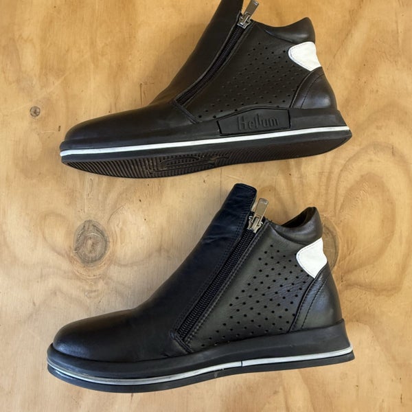 Helium Grande Black Leather Boots Size 37 Carousel 5