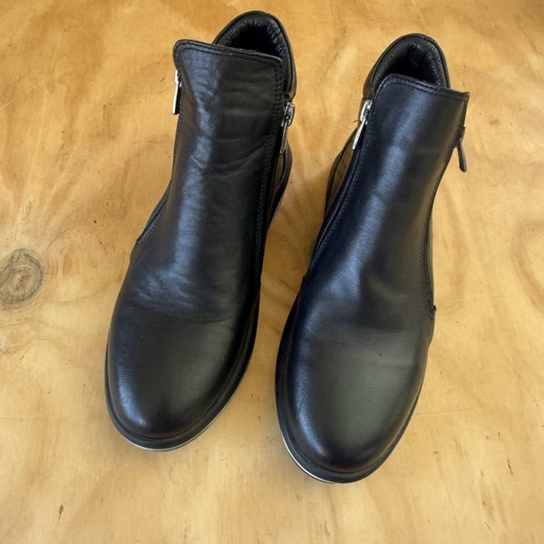 Helium Grande Black Leather Boots Size 37 Carousel 1
