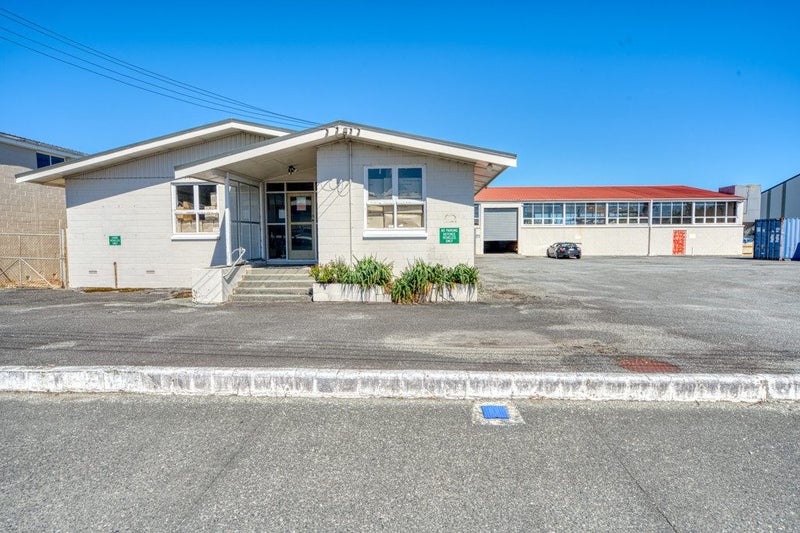 Image 1 of 27