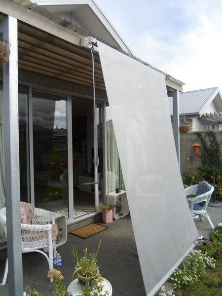 Suncreen Roller out side blinds Carousel 2