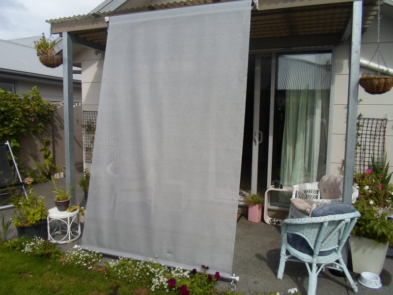 Suncreen Roller out side blinds Carousel 3