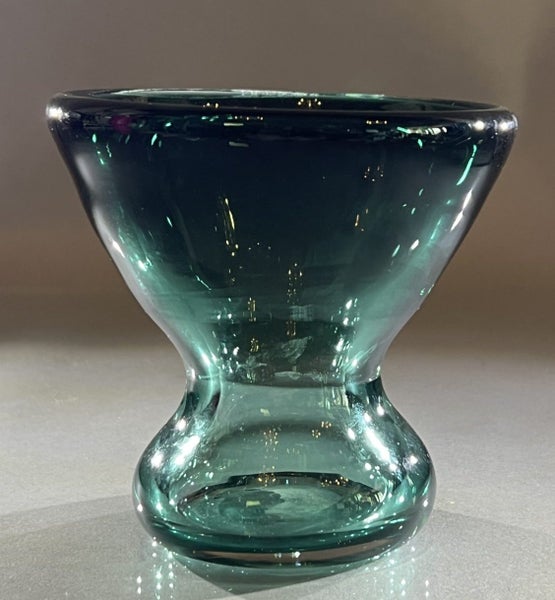 Keith Grinter (NZ) Art Glass Vase, 2005 Carousel 1