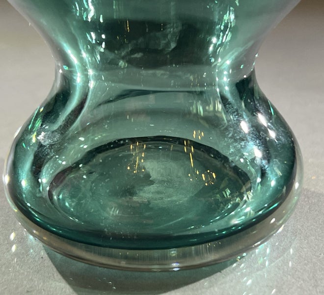 Keith Grinter (NZ) Art Glass Vase, 2005 Carousel 7