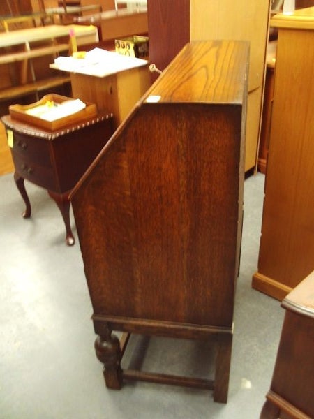 2929 VINTAGE OAK DROP FRONT DESK Carousel 5