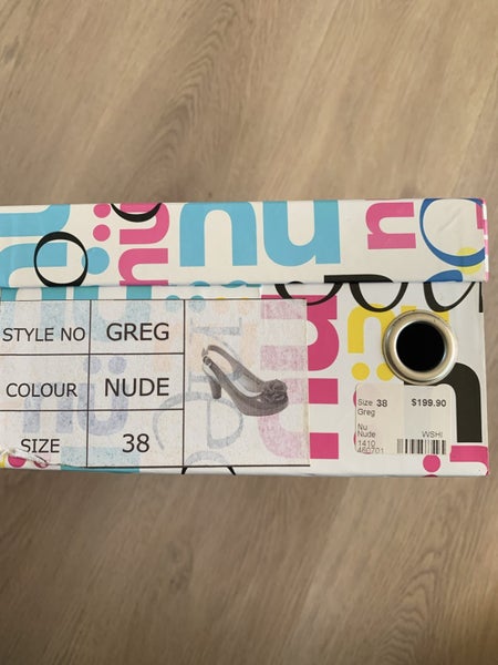 Nu shoes Carousel 4