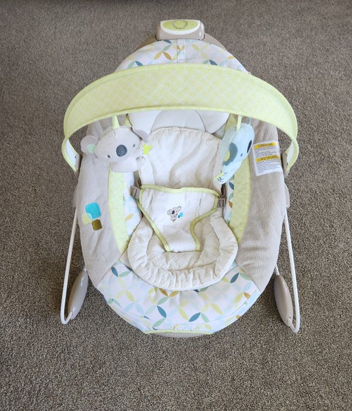 Ingenuity SmartBounce Automatic Bouncer Carousel 1