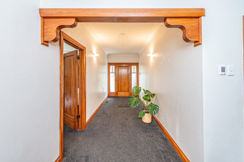 Image 3 of 40