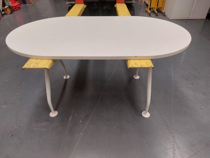 Meeting Room Table Carousel 1