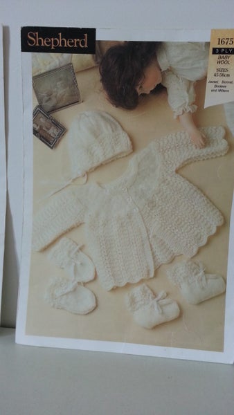 KNITTED BABY MATINEE SET PATTERN Shepherd 1675 Carousel 1