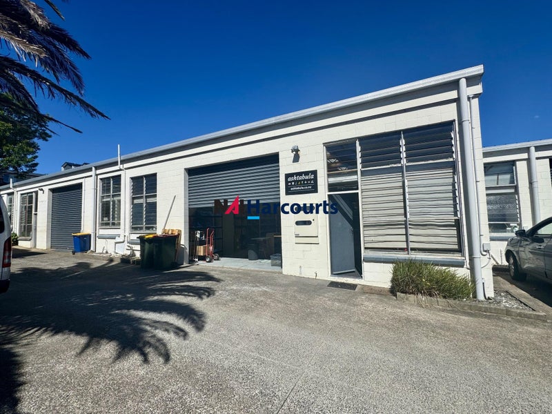Image 1 of 8