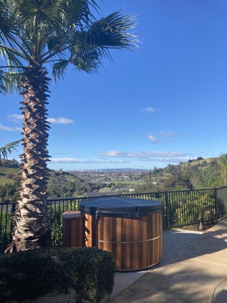 ELECTRIC CEDAR HOT TUB62931721369217114