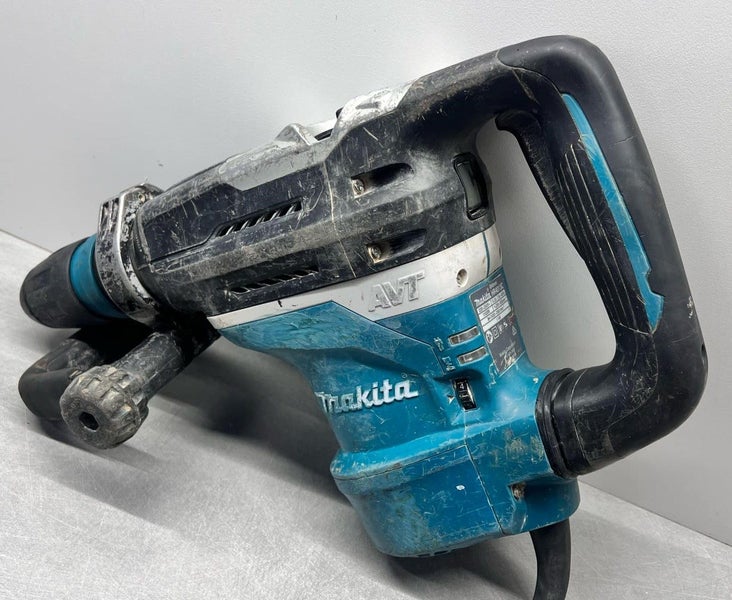 Makita HR4013C 40 mm SDS-Max Rotary Hammer Drill Carousel 1
