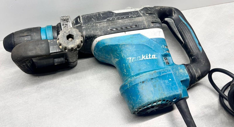 Makita HR4013C 40 mm SDS-Max Rotary Hammer Drill Carousel 6