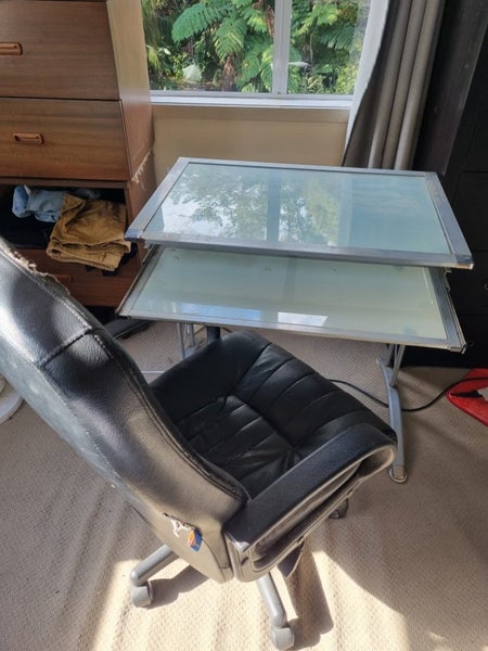 Gaming Desk & Chair Carousel 2